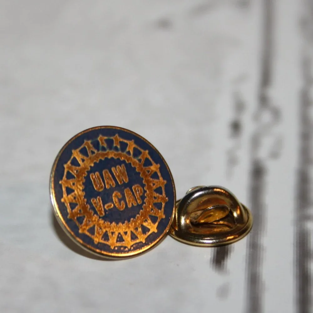 🔵🏭 Gold + Blue UAW V-CAP Lapel Pin · 5/8
